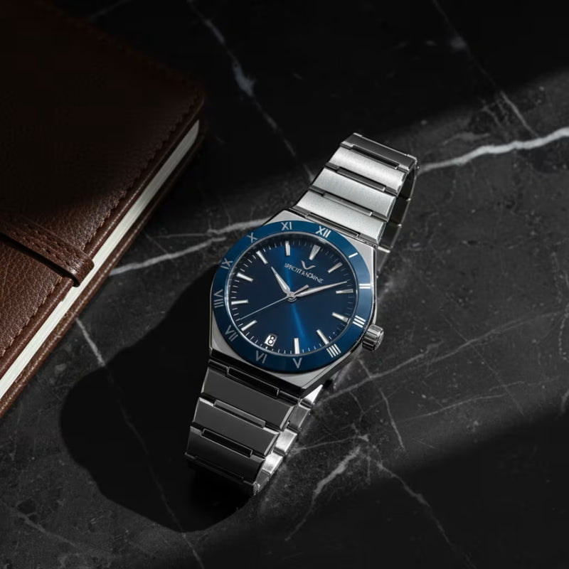 Detalhe Do Movimento De Quartzo No Aquanalt Blue — Bateria Incluída